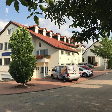 Engelhard Das Landhotel Garni Kirchheim am Ries Buitenkant foto