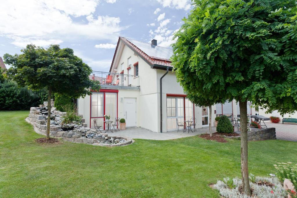 Engelhard Das Landhotel Garni Kirchheim am Ries Kamer foto